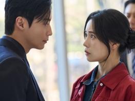 [SBS 멋진 신세계] 임지연-허남준, 미친 惡 시너지 등판! 일촉즉발 맞대면 포착 기사 이미지