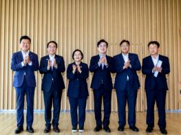 한성숙 국무총리, 충청권 초광역 협력 오찬 간담회 및 충청권 반도체 초광역 협력 기업 간담회 주재 기사 이미지